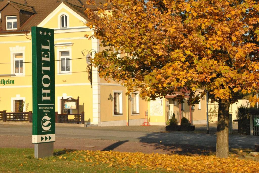 Hotel Pesterwitzer Siegel Freital Buitenkant foto